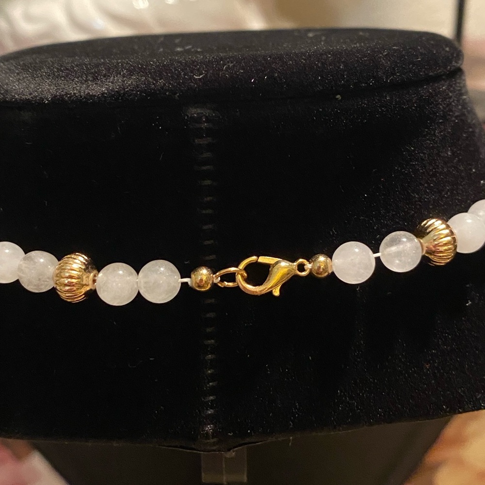 Moonstone and Shell Necklace - Picture 4 of 5